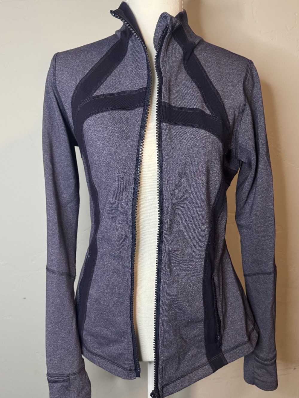 Lululelom Purple zip up sweater with thumb holes, size 10, good condition
